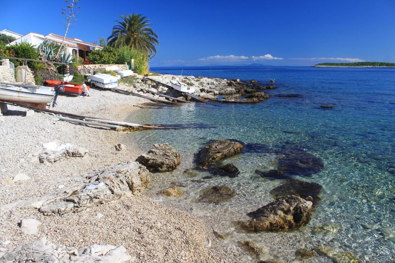 Apartments By The Sea Milna, Vis - 8896 Ngoại thất bức ảnh