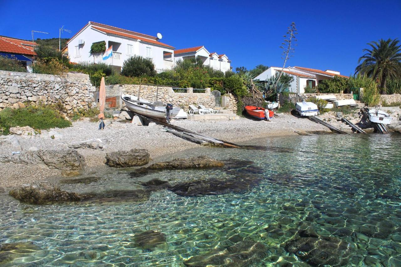 Apartments By The Sea Milna, Vis - 8896 Ngoại thất bức ảnh